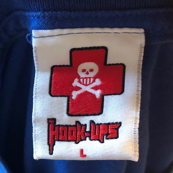 Hook ups tshirt - Picture 5 of 6